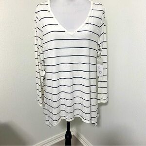 Just Be… Women’s Blouse White with Black Stripes Size 2X Sharkbite Tunic NWT